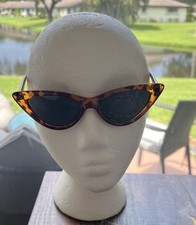 Tortoise Shell Sunglasses Retro Cat eyes Black Lenses Movie Star VTG Style