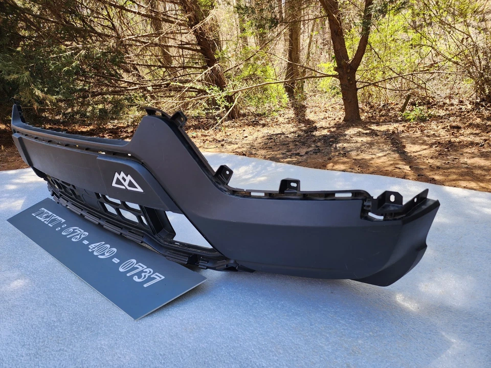 Cubierta de parachoques inferior delantera Ford Explorer Timberline 2021-2024 OEM MB5B-17F775-DCW  Foto 4 de 4