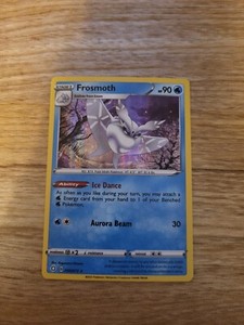 Pokemon Shining Fates Frosmoth 030/072 Holo Rare NM