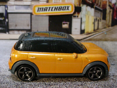 2024 Matchbox MINI Series 2011 MINI COOPER COUNTRYMAN ☆metallic