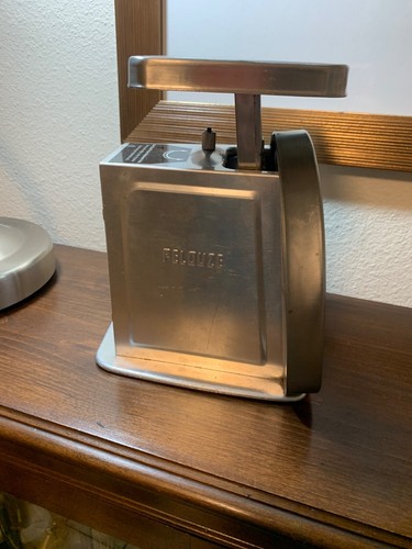 VINTAGE PELOUZE POST OFFICE SCALE. 2003. - Picture 6 of 9