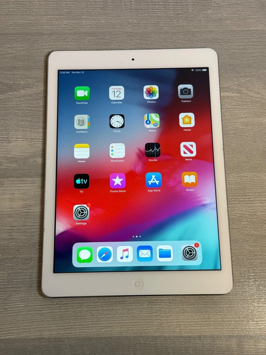 【中古品】iPad Air 32GB 9.7インチ　シルバー　電池 91％ Apple iPad Air - 32 GB - Wi-Fi + Cellular - 9.7 in