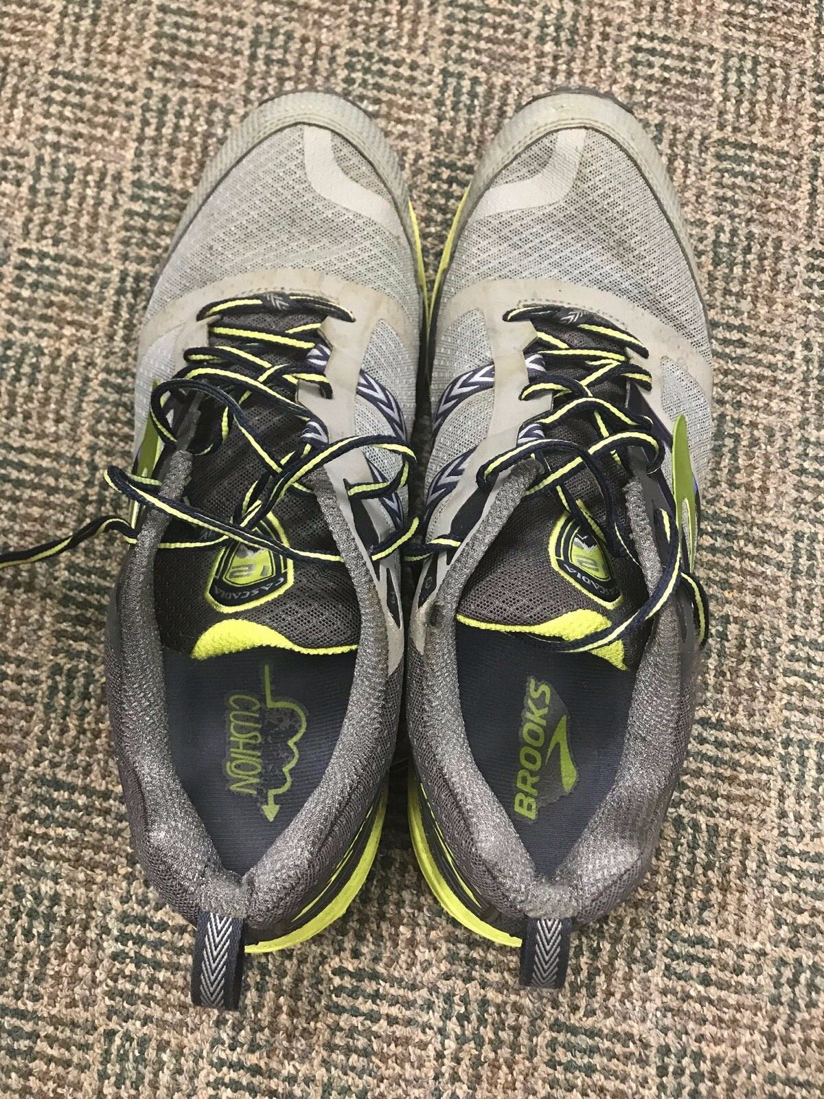 brooks tennis shoes mens grey