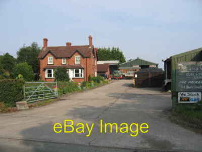 Photo 6x4 Fuel Merchant Meer End An unusual sight these days! This suppli c2005