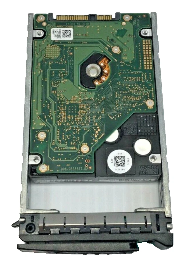 LOT 4 300GB EMC HGST 118032942+04 0B25687 HUC106030CSS600 10K RPM 2.5" SAS HDD - Image 3 of 4