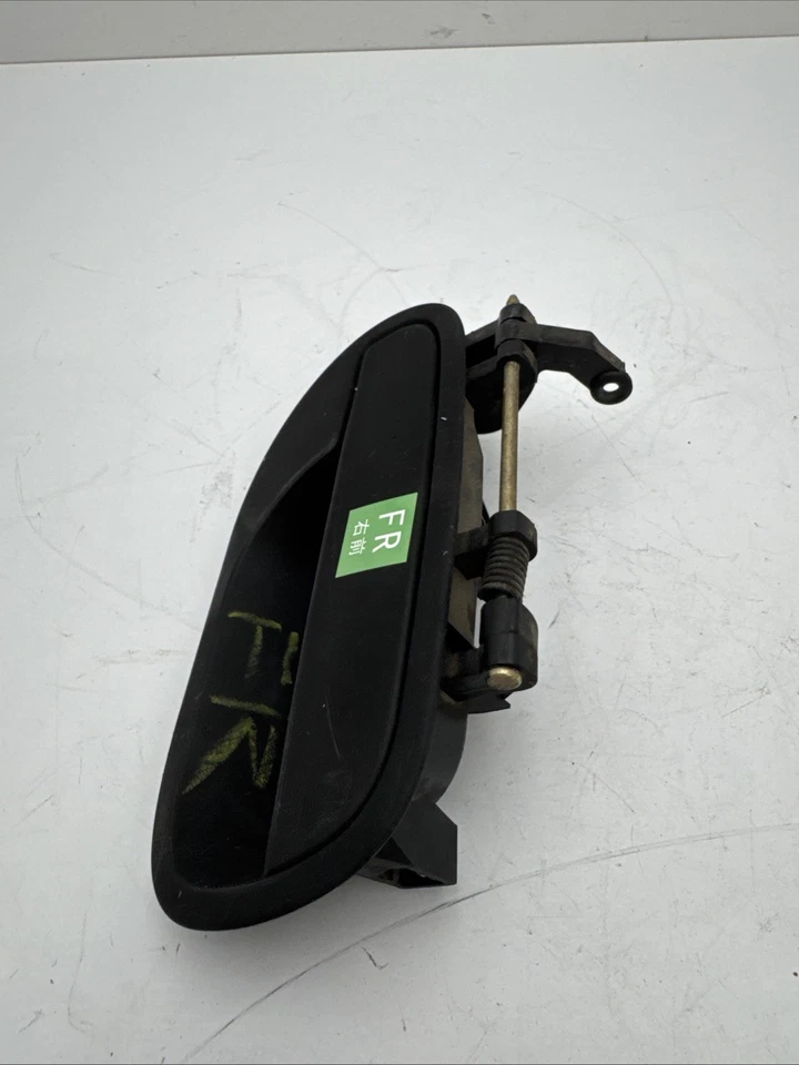 Volvo S40 2001 Door Handle Exterior - Front Right used, Genuine B382-06 Foto 4 de 4