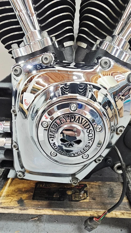 Harley Softail Deuce 2000 doble cámara motor B ver video 88ci 1450 funciona muy bien Foto 3 de 4