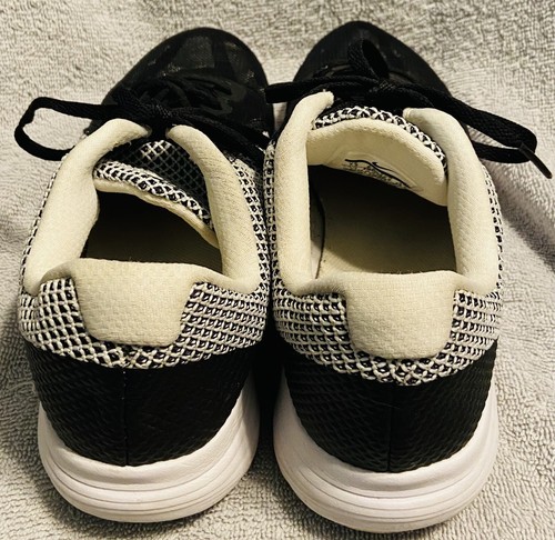 Nike Revolution 3 Men's 819300-103 Black/White Athletic Running Shoes Size 7.5 - Picture 5 of 8