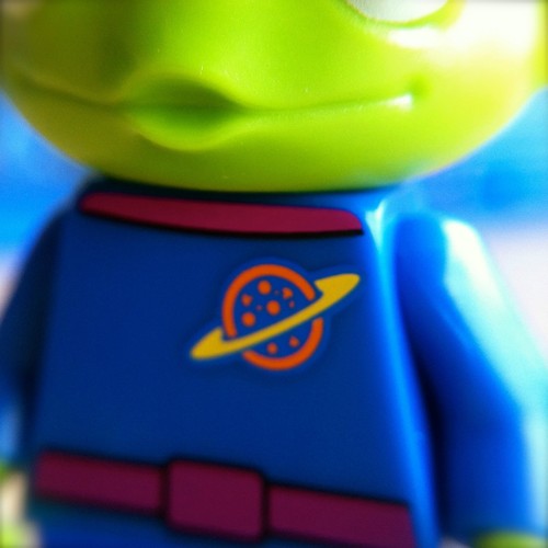 LEGO 71012 Minifigures DISNEY SERIES ALIEN #2 & BUZZ LIGHTYEAR #3 SEALED Minifig - Imagen 12 de 12