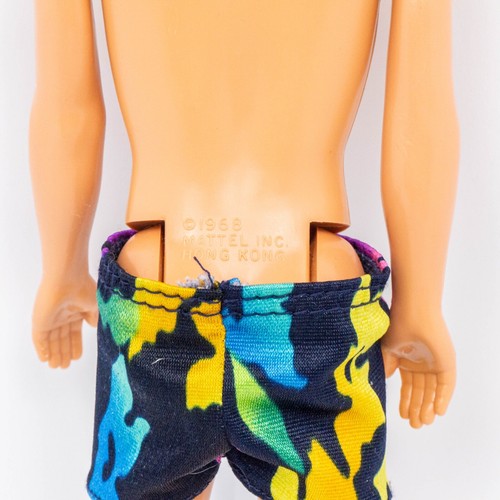 Vintage 1985 Mattel Tropical KEN barbie Doll Swimsuit & Yellow Lei #1020 - Picture 10 of 14