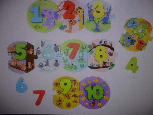 TOMY LEARNING CURVE Wooden 20-piece NUMBERS SET Child's Puzzle