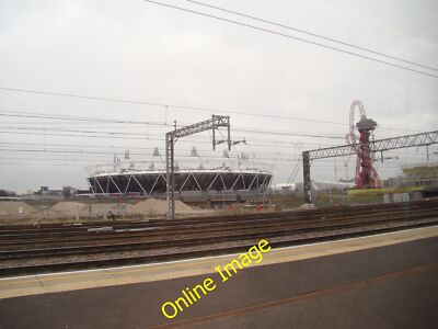 Photo 6x4 View of the Olympic Stadium and Arcelo-Mittal Orbit sculpture f c2013