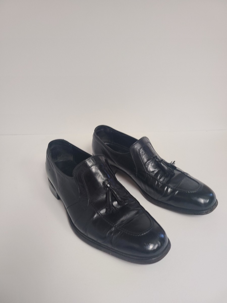 Vintage Florsheim Imperial Men display picture 1