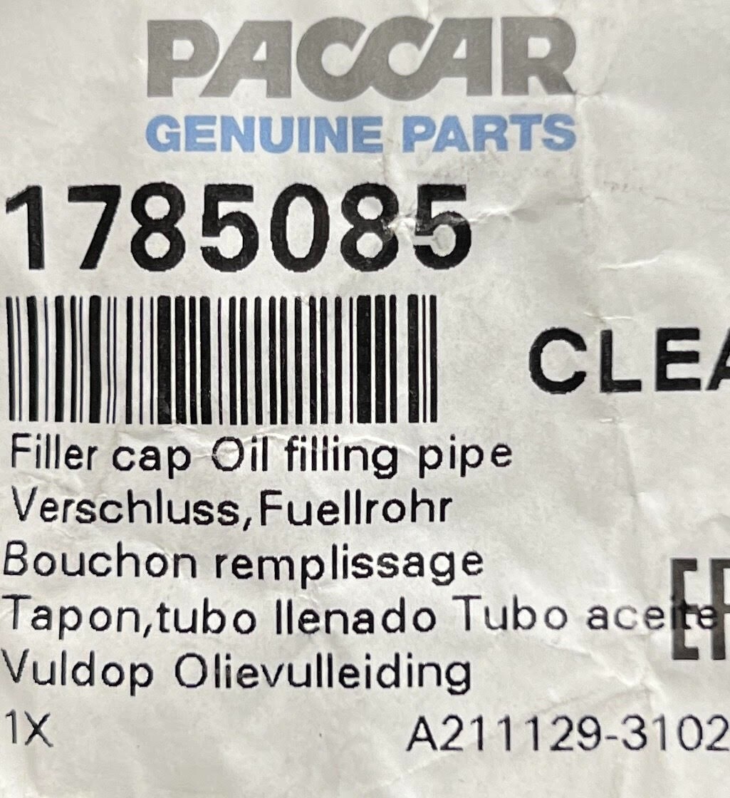 1785085PE / 1785085 GENUINE PACCAR FILLER CAP OIL FILLING PIPE OEM 