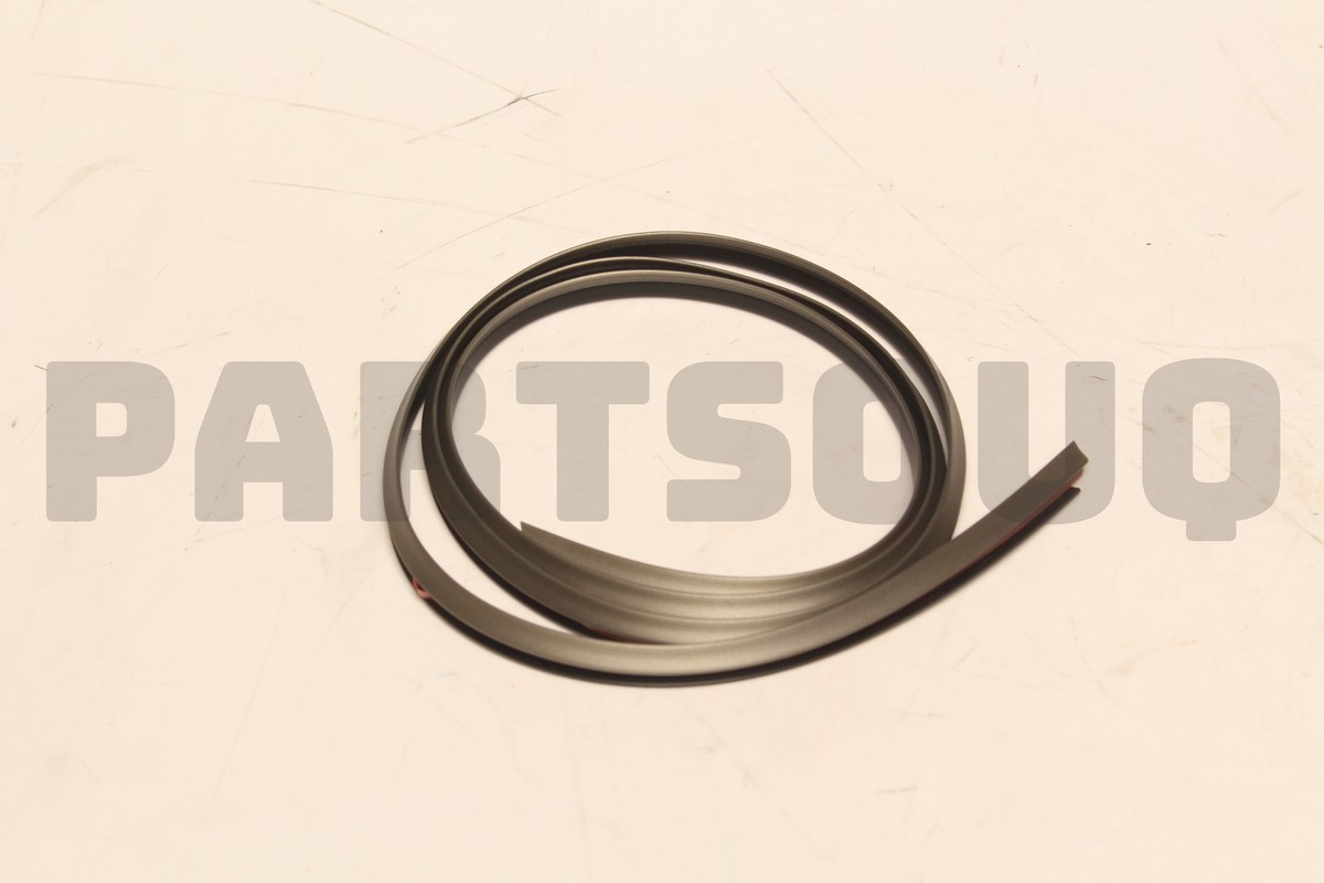 63880VC801 Genuine Nissan RUBBER ASSY-OVER FENDER,FRONT 63880
