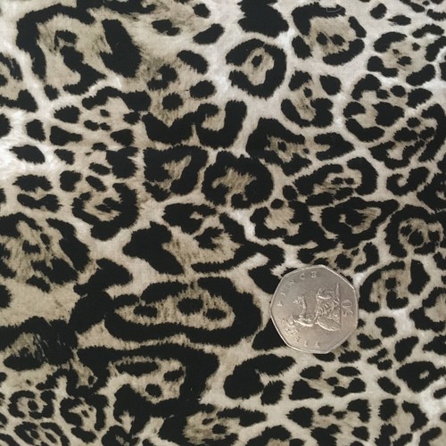 Rose & Hubble animal print 100% cotton poplin craft fashion patchwork quilting - Picture 7 of 12