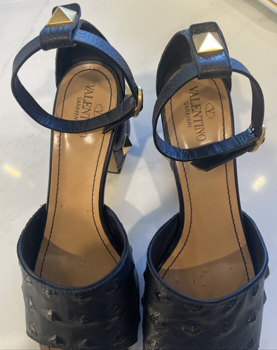 Valentino Rockstud Roman Stud Black Gold Ankle Strap Sandal Block Heel Pump 40 - Picture 3 of 7