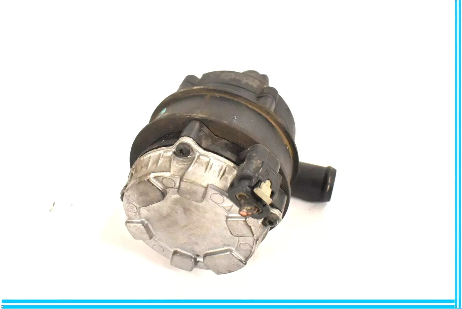 14-17 Maserati Ghibli Auxiliary Secondary Electric Water Pump 670005347 OEM