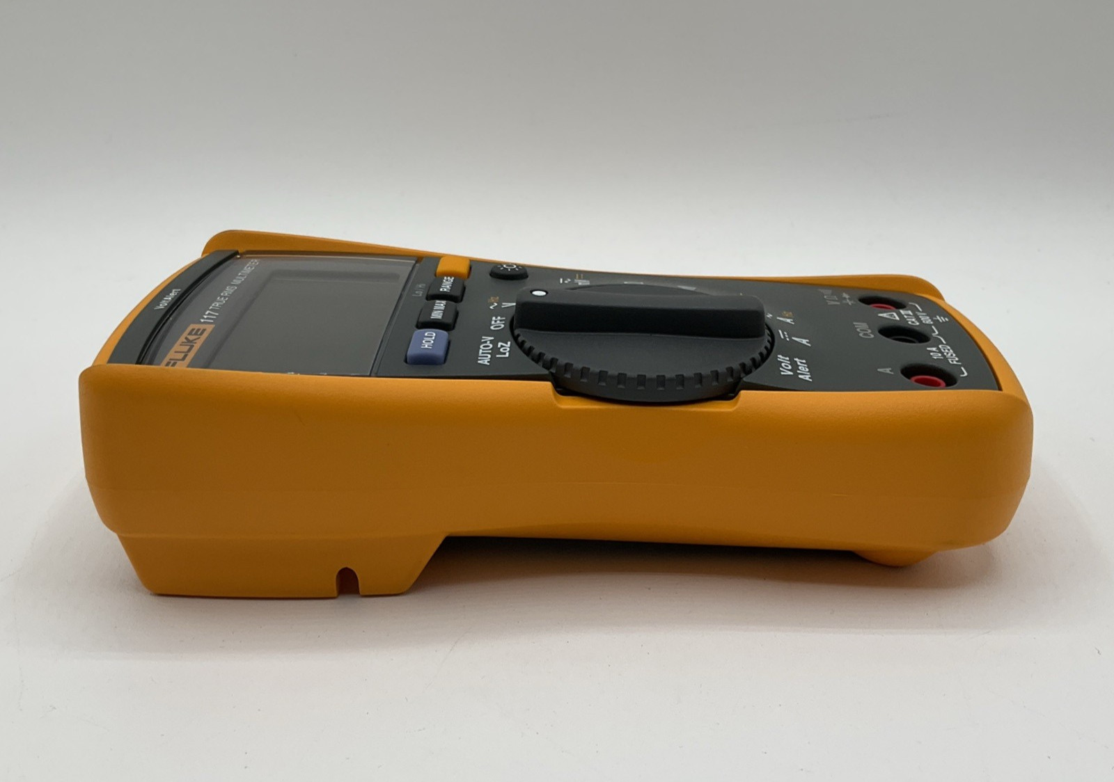 Fluke 117 True RMS Multimeter with Carrying Bag