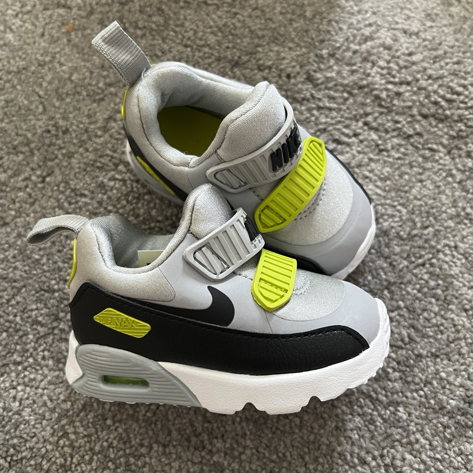Sneakers Size 3c Brand New