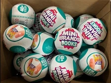 ☆ZURU Mini Brands Books Mystery Capsule☆