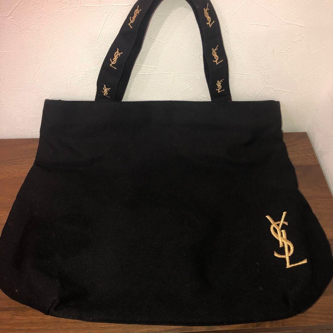 Borsa tote Yves Saint Laurent novità nera oro ricamo logo articoli moda