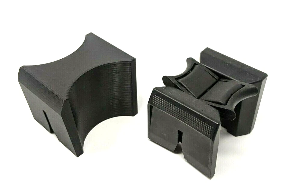 Consola impresa en 3D Lexus RX350 RX450H (2010-2015) PORTAVASOS INSERTO DIVISOR Foto 3 de 4