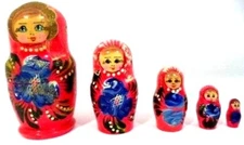 Vintage Wooden Russian Nesting Dolls Set of 5 Handpainted 