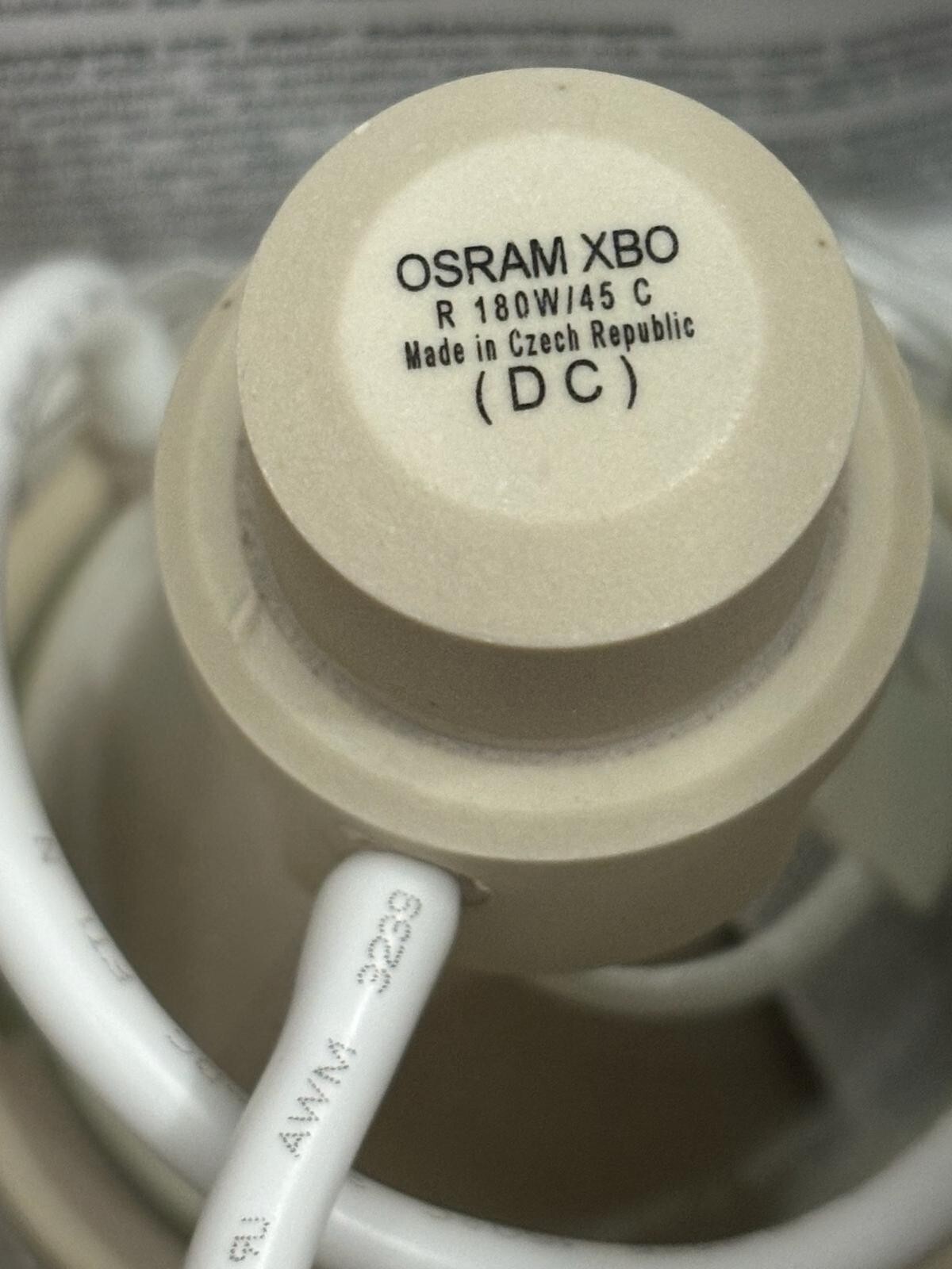 Lampe Xénon Osram XBO R 180W/45 - Lumière Jour 6000K - Pour Projecteurs Professionnels