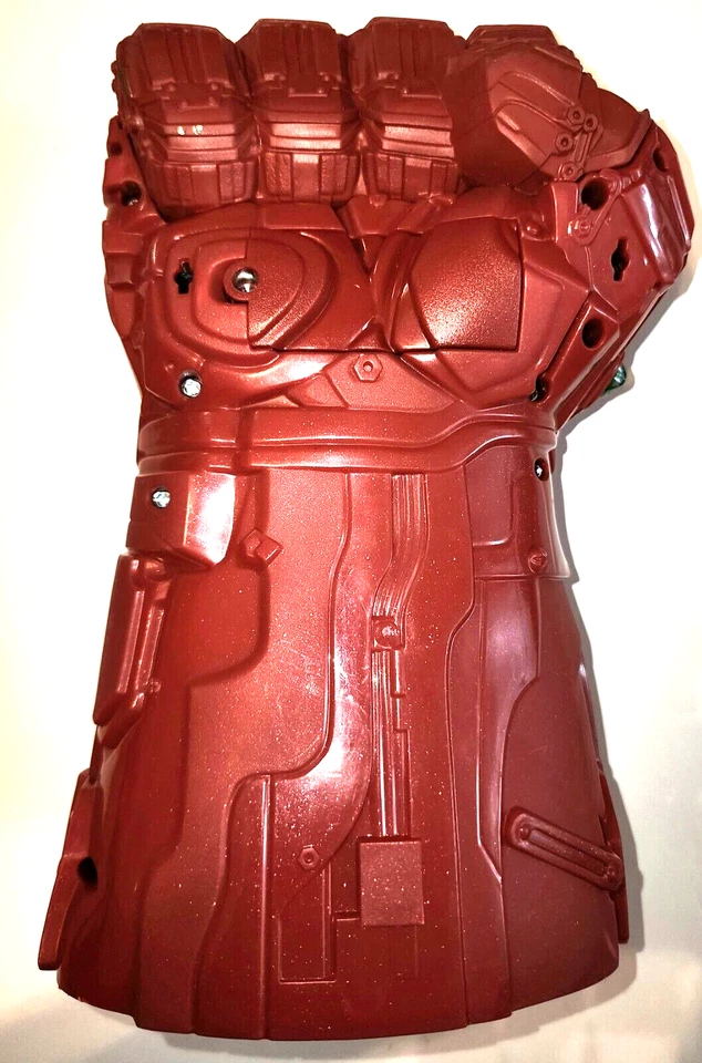 Vintage Hasbro Marvel Iron Man & Avengers Infinity Wars Thanos Gauntlets Working - Image 4 of 4