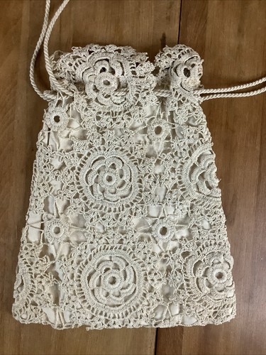 Vintage Handmade Doily Overlay Drawstring Purse - Picture 3 of 9