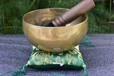 5.5" Hand Hammered Tibetan Meditation-singing bowl-free Cushion Mallet in Nepal