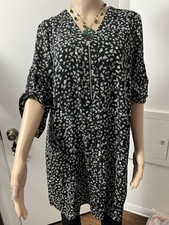 Express dress floral 3/4 sleeves color black