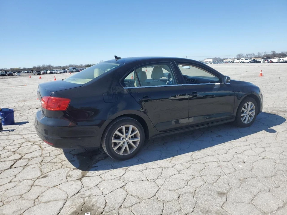 Used Hood fits: 2014 Volkswagen Jetta Sdn Grade A Foto 4 de 4