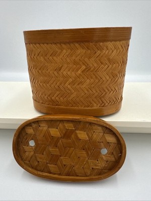 Vintage Small Shanghai Basket w Lid Herringbone Woven Wicker Trinket Box