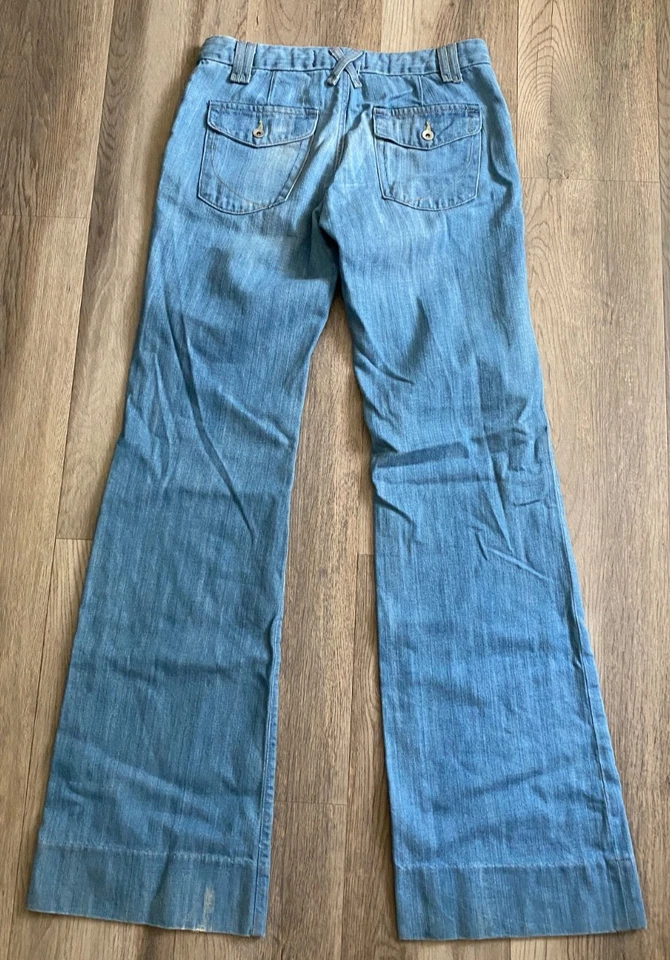 Винтажные женские джинсы из бумажной джинсовой ткани Nico Flare Bootcut размер 27 Y2K с заниженной талией - Изображение 2 из 4