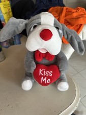 Sound N Light Valentines Animated Singing Flapping Ear Gray Dog Like Gemmy