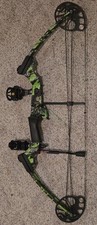Mathews Mission Menace Bow Right-Handed Green Splash With Accessories
