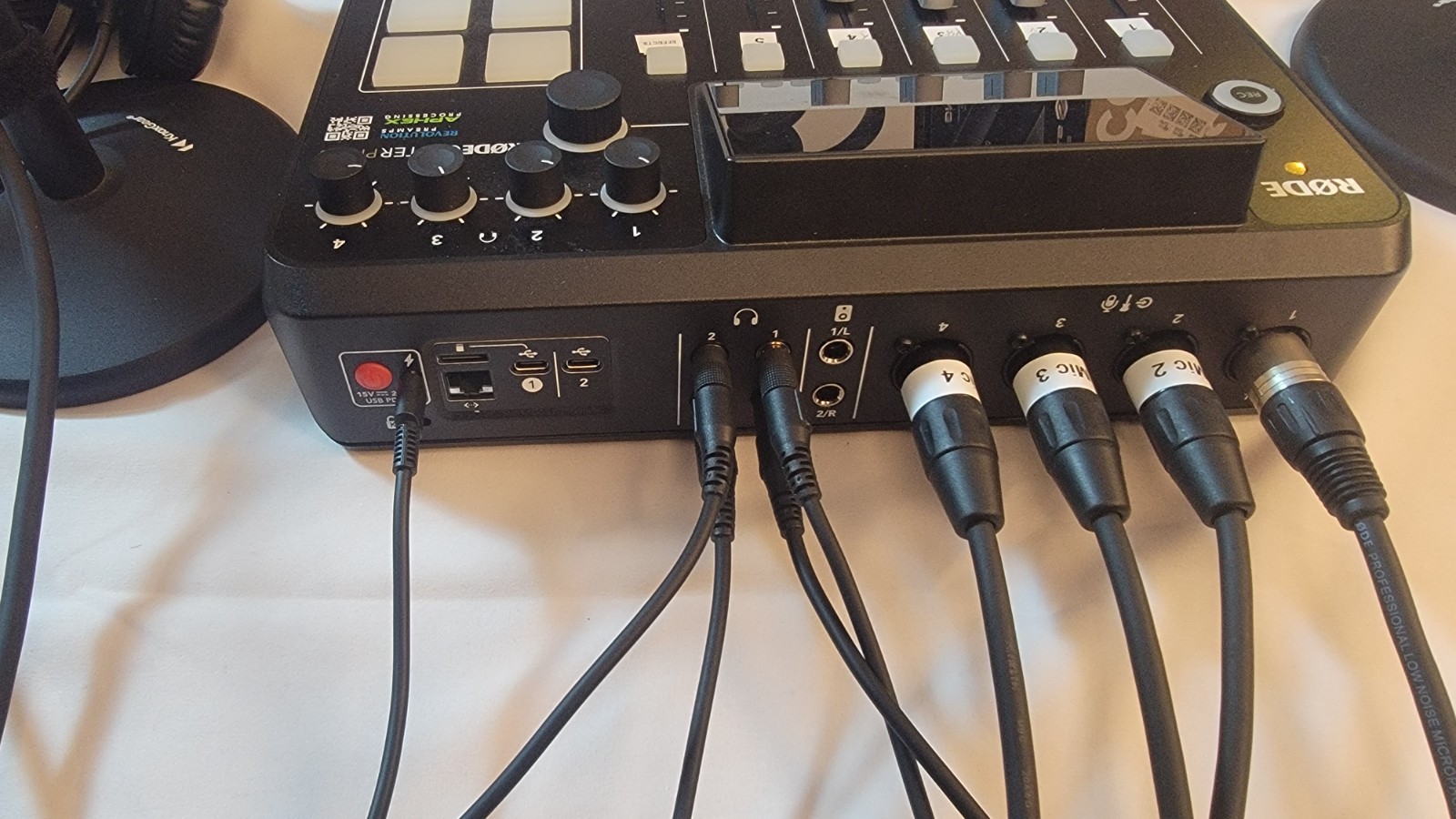 Rode Rodcaster Pro 2 Podcast BUNDLE for Podcasting