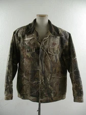 Men's XL Levi's Realtree Camouflage Camo Trucker Jacket Hunting Corduroy Collar