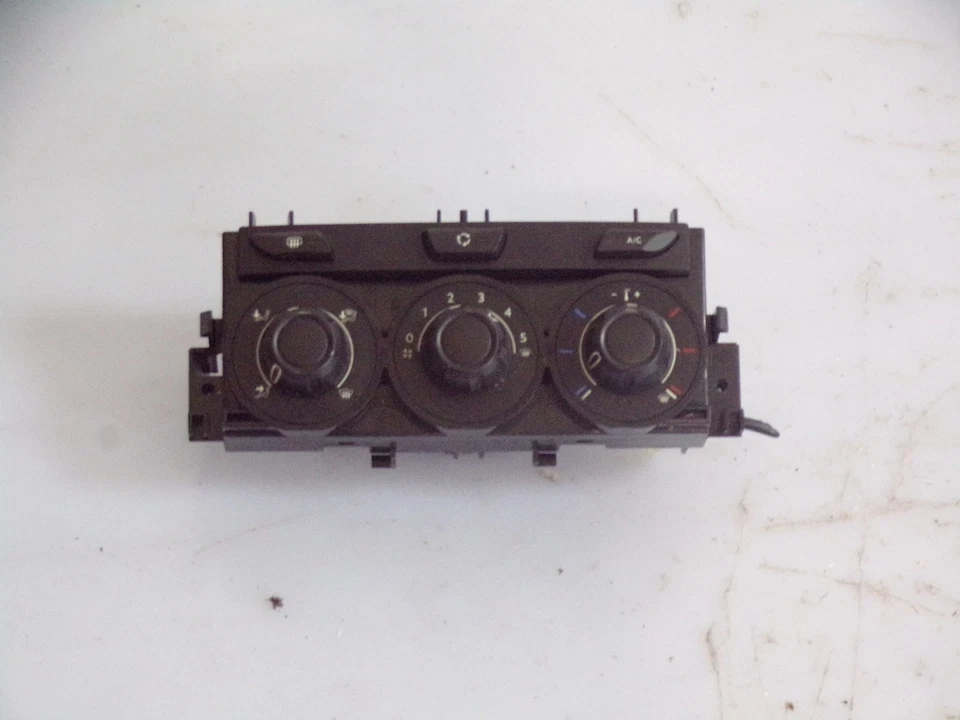 11532 Centralina Comandi Clima Citroen C3 2 serie 2011 COD 8265KN - Immagine 3 di 4