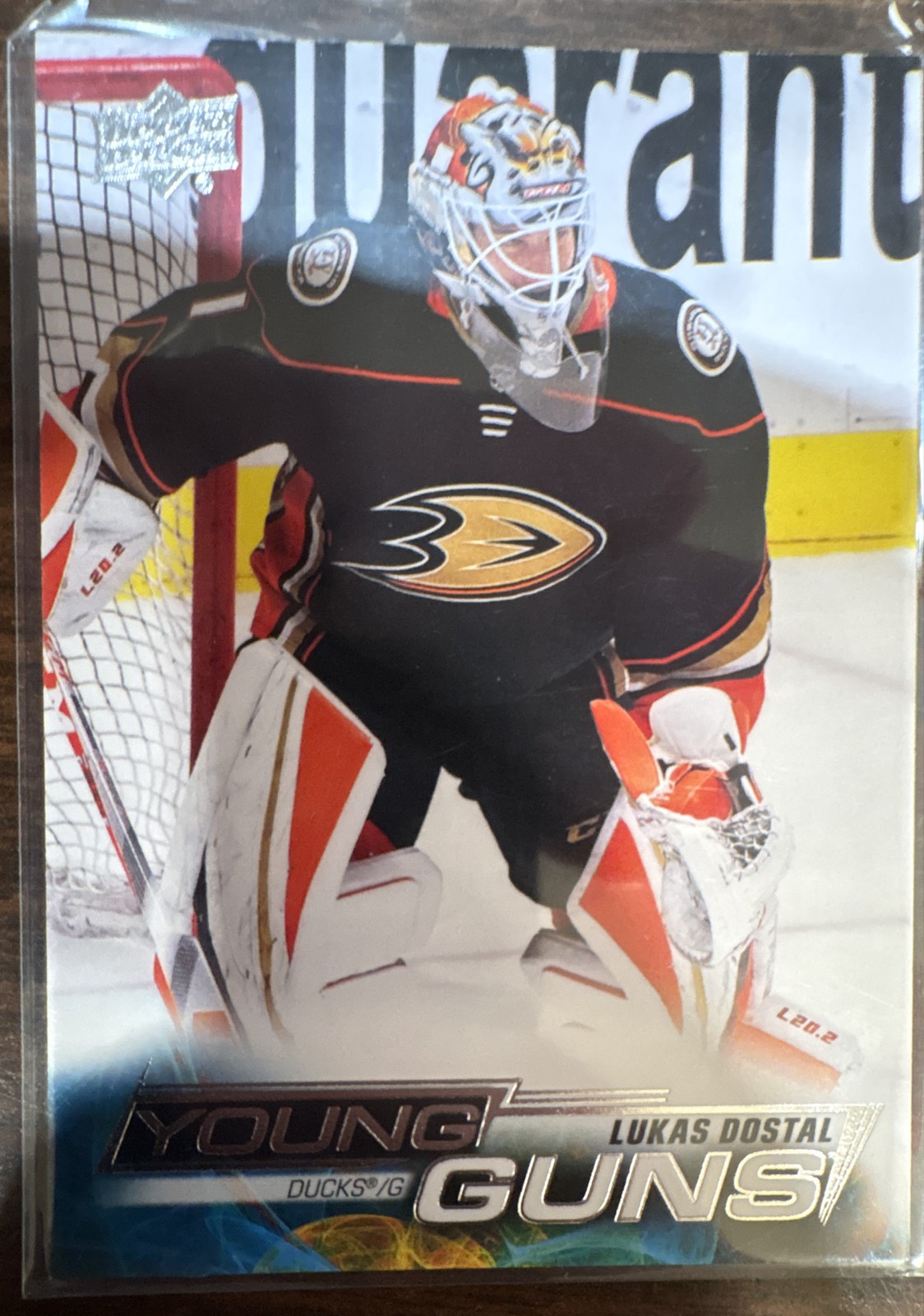 2022-23 Upper Deck Series 1 - Young Guns Lukas Dostal #203 (RC)