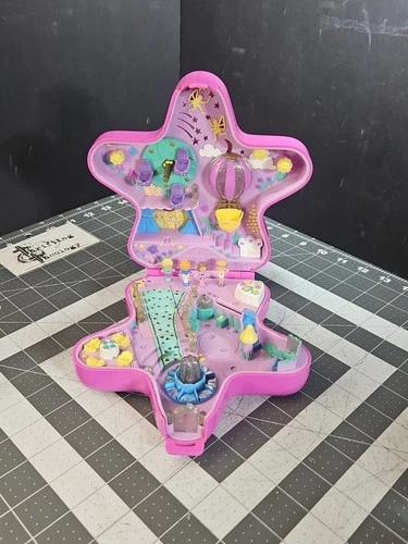 Polly Pocket: Star Shaped Compact Mini Doll House Fairylight Wonderland As Is