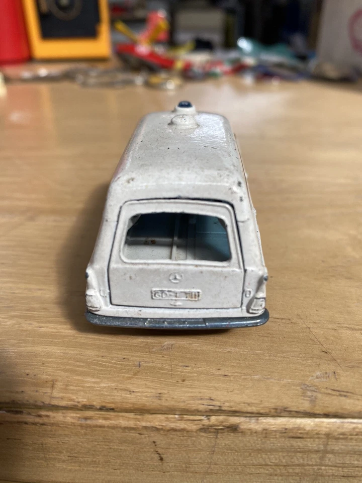 Matchbox Speedkings.Ambulance. K26.Mercédés Benz Binz de 1968 BE - Immagine 3 di 4