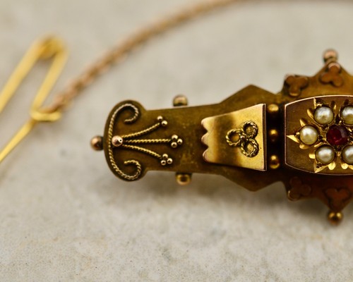 Antique Victorian 9ct 375 yellow gold ruby & seed pearl bar brooch pin - Picture 3 of 6