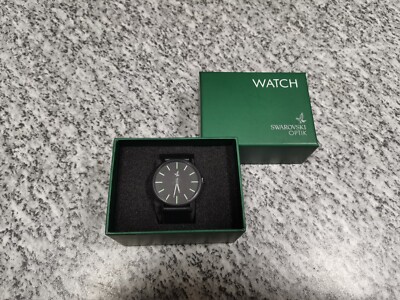 Swarovski-Optik Watch in Schwarz mit grünen Ziffern