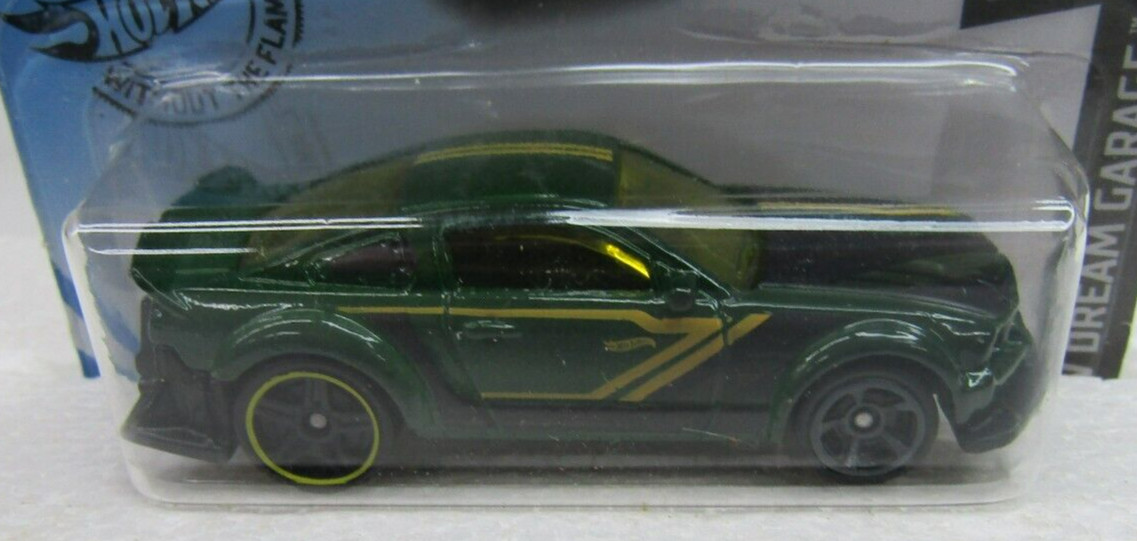 Hot Wheels 2019 2005 Ford Mustang #19/250