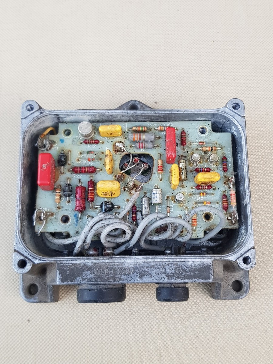 Mercedes W126 W123 R107 W116 Bosch Ignition Control Module