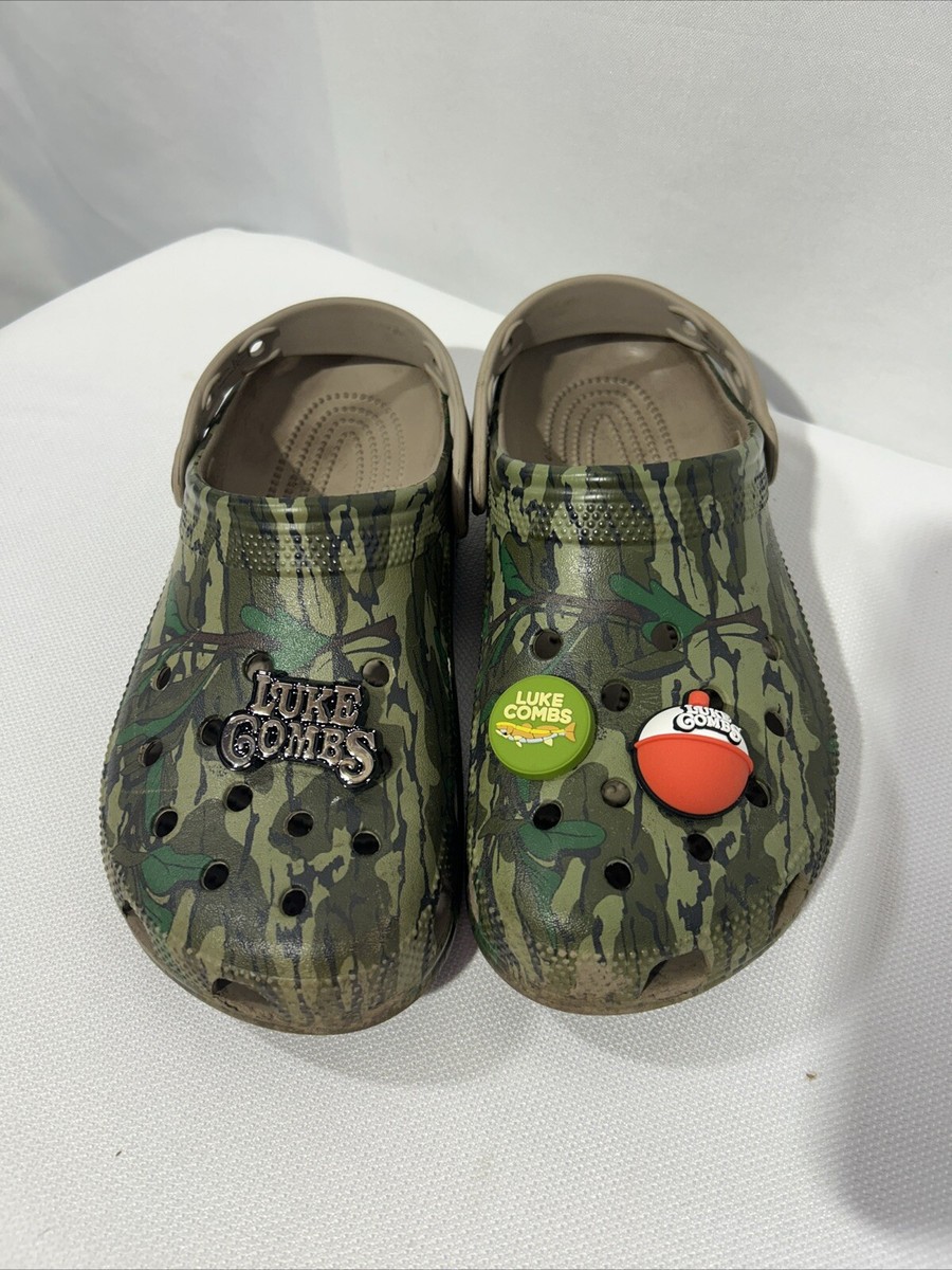 Crocs x Luke Combs Collab Bootlegger Camo Clogs Shoes Mens 6  display picture 2