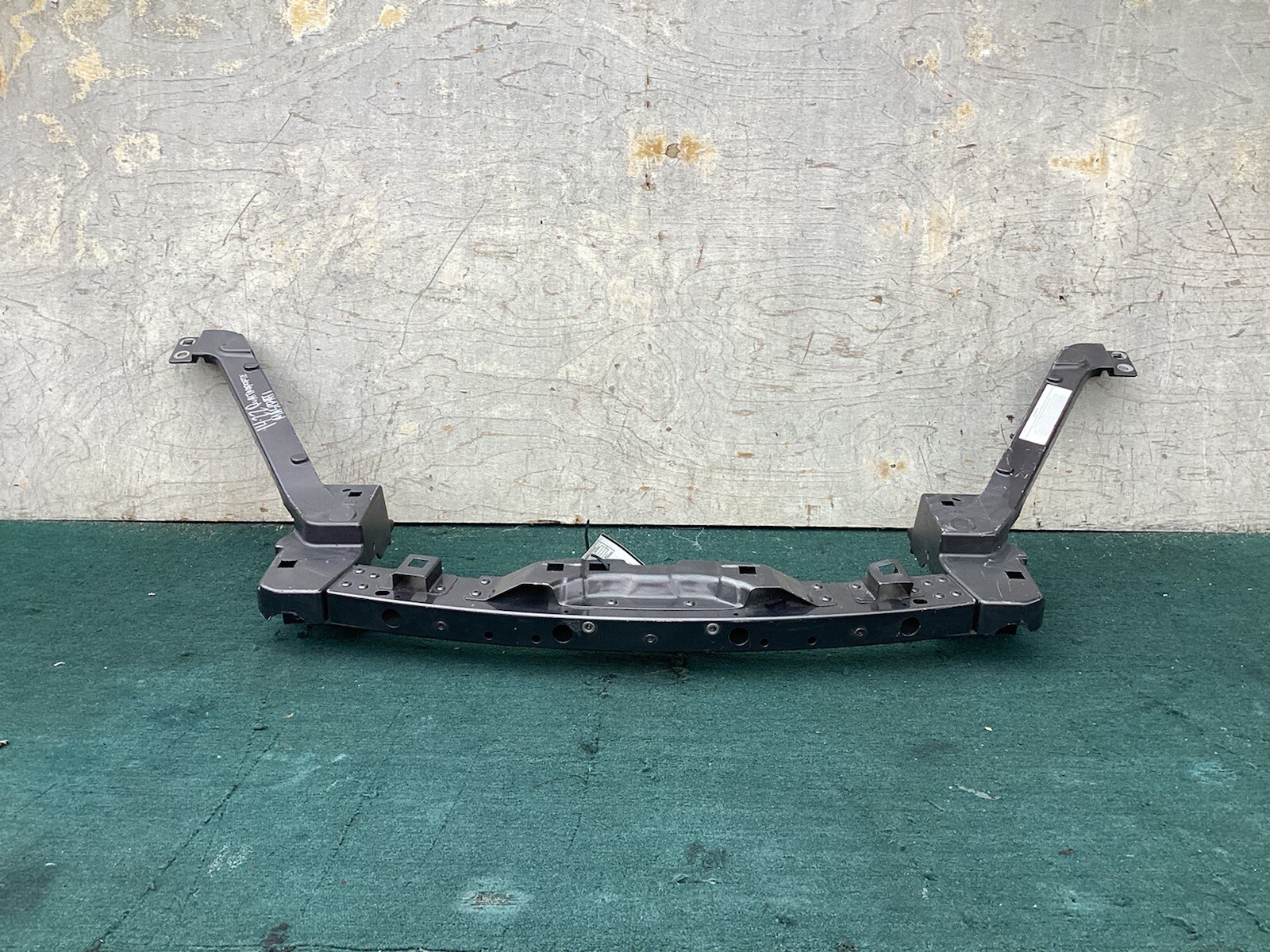 2014 2015 2016 MASERATI QUATTROPORTE RADIATOR SUPPORT OEM USED